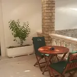 Seaside With A Swimming Pool アパート スティヴァン