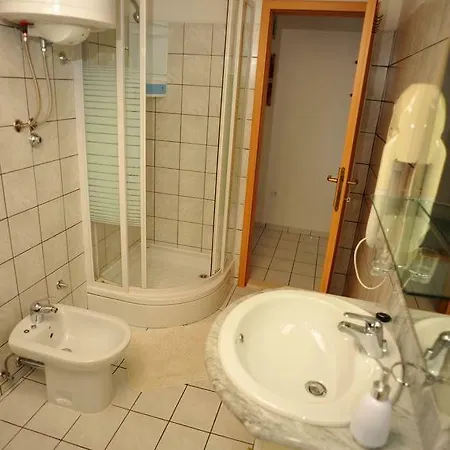 Seaside With A Swimming Pool Sutivan