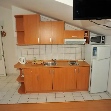 Seaside With A Swimming Pool Sutivan